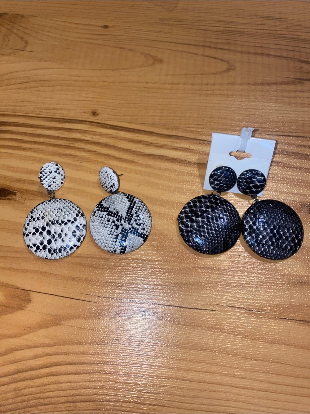 Snake Print Round Drop Earrings - Black and White